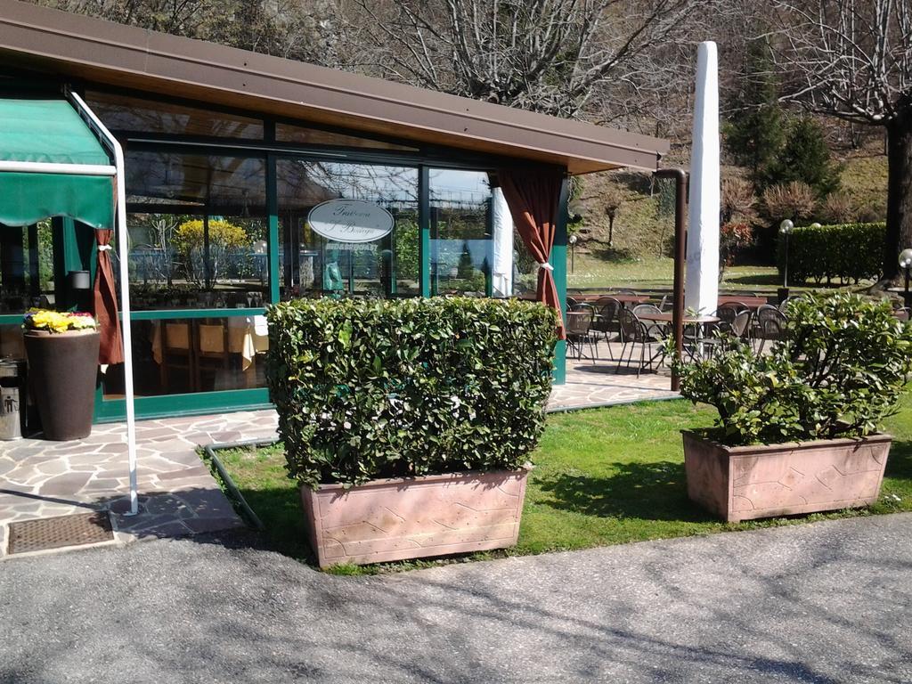 Trattoria I Bodega Otel Abbadia Lariana Dış mekan fotoğraf