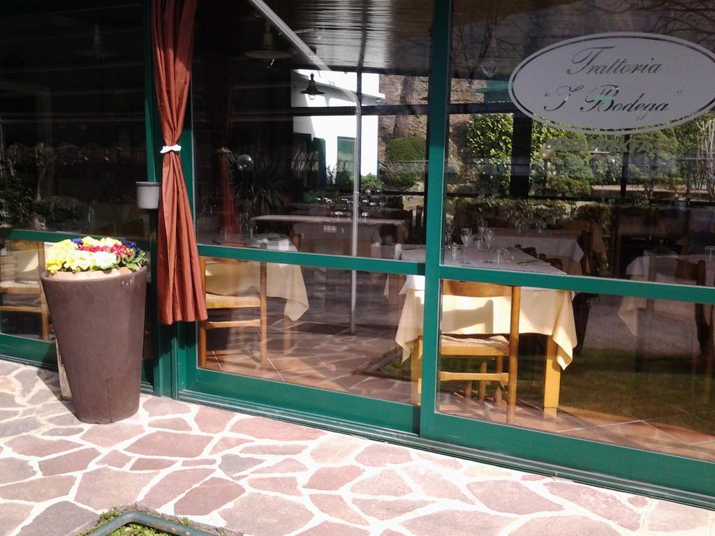 Trattoria I Bodega Otel Abbadia Lariana Dış mekan fotoğraf